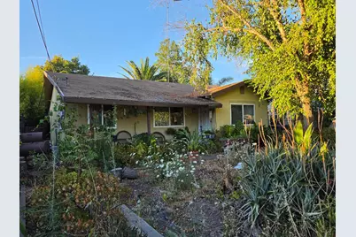 977 Alamos Avenue, Sacramento, CA 95815 - Photo 1