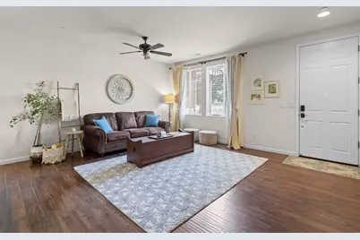1706 Miekle Avenue, Woodland, CA 95776 - Photo 8