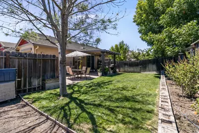 1706 Miekle Avenue, Woodland, CA 95776 - Photo 24