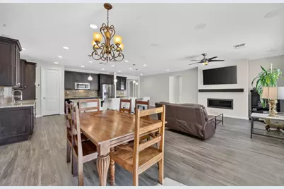 10092 Avocado Way, Elk Grove, CA 95757 - Photo 14