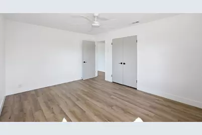 4056 E Brentwood Avenue, Fresno, CA 93703 - Photo 20