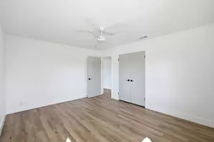 4056 E Brentwood Ave, Fresno, CA 93703 - Photo 20