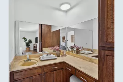 6903 Los Olivos, Carmichael, CA 95608 - Photo 50