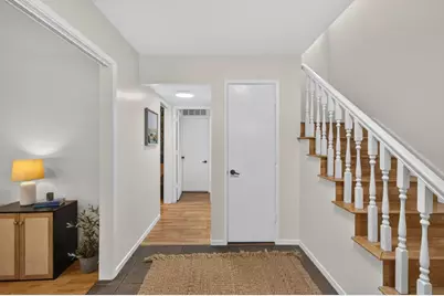 6903 Los Olivos, Carmichael, CA 95608 - Photo 6