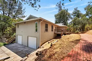 19221 Wolf Creek Rd, Grass Valley, CA 95949 - Photo 10