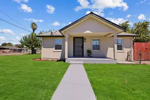 1368 N Newport Ave, Stockton, CA 95205 - Photo 2