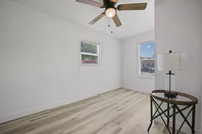 1368 N Newport Avenue, Stockton, CA 95205 - Photo 8