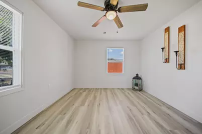 1368 N Newport Avenue, Stockton, CA 95205 - Photo 20
