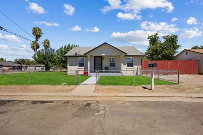 1368 N Newport Avenue, Stockton, CA 95205 - Photo 1