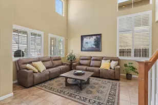 9404 Red Spruce Way, Elk Grove, CA 95624 - Photo 2