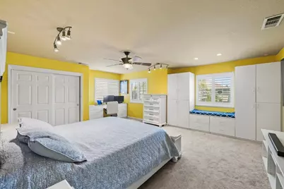 9404 Red Spruce Way, Elk Grove, CA 95624 - Photo 28