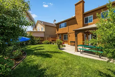 9404 Red Spruce Way, Elk Grove, CA 95624 - Photo 40