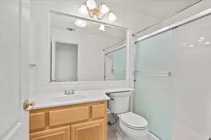 4025 Beyer Park Dr, Modesto, CA 95357 - Photo 38