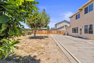 4025 Beyer Park Dr, Modesto, CA 95357 - Photo 46