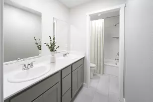 2020 Seraphina St, Galt, CA 95632 - Photo 2