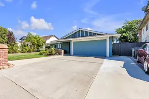 6781 Rancho Adobe Dr, Sacramento, CA 95828 - Photo 4
