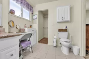 6781 Rancho Adobe Dr, Sacramento, CA 95828 - Photo 24