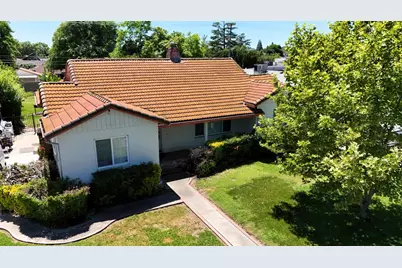 2076 20th Avenue, Sacramento, CA 95822 - Photo 4