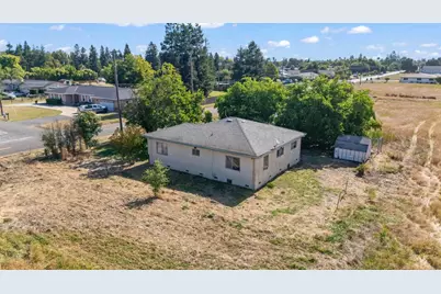 10138 Spring Street, Galt, CA 95632 - Photo 18