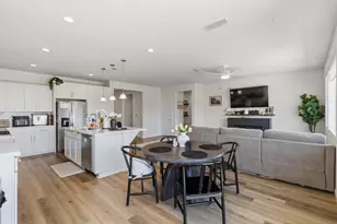 1791 San Simeon Cir, Plumas Lake, CA 95961 - Photo 14