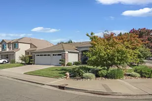 1545 Jasmine Way, Lodi, CA 95242 - Photo 2