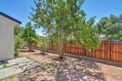 7716 Rotherton Way, Sacramento, CA 95823 - Photo 26