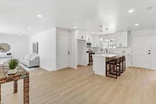 7716 Rotherton Way, Sacramento, CA 95823 - Photo 6