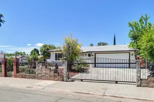 7716 Rotherton Way, Sacramento, CA 95823 - Photo 32