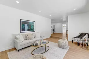 7716 Rotherton Way, Sacramento, CA 95823 - Photo 12