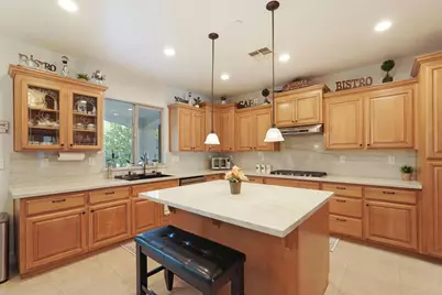 9949 Dove Shell Way, Elk Grove, CA 95757 - Photo 10