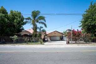 4583 E Harvest Rd, Acampo, CA 95220 - Photo 1
