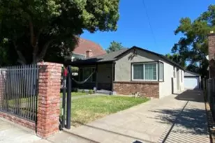 3433 12th Ave, Sacramento, CA 95817 - Photo 4
