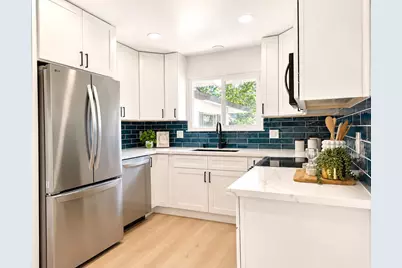 1330 Alder Place, Davis, CA 95618 - Photo 8