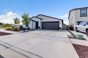 6203 Panda Wy, Riverbank, CA 95367 - Photo 44