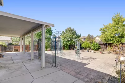 10857 Bianco Way, Rancho Cordova, CA 95670 - Photo 48