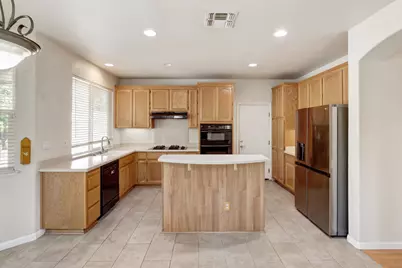 10857 Bianco Way, Rancho Cordova, CA 95670 - Photo 12