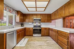 435 Cedar River Way, Sacramento, CA 95831 - Photo 16