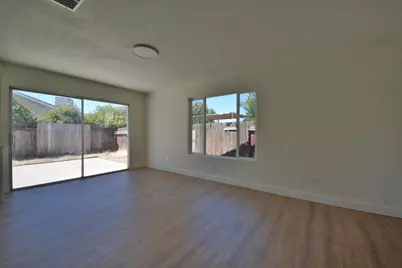 1218 Fleetwood Way, Stockton, CA 95210 - Photo 8