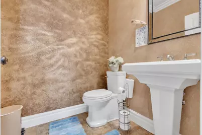 6009 Roswitha Court, Carmichael, CA 95608 - Photo 20
