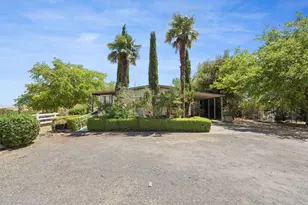 8251 N Waverly Rd, Linden, CA 95236 - Photo 2