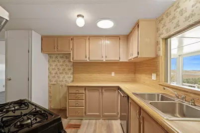 8251 N Waverly Road, Linden, CA 95236 - Photo 48