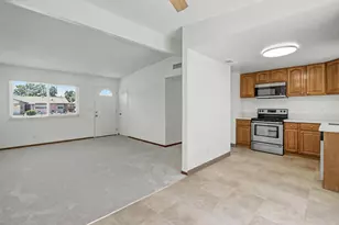 3808 Moonbeam Dr, Sacramento, CA 95827 - Photo 10