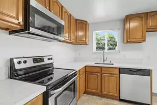 3808 Moonbeam Dr, Sacramento, CA 95827 - Photo 14