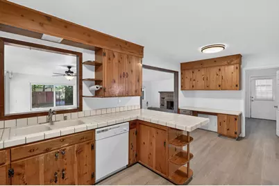 10700 Calvine Road, Elk Grove, CA 95624 - Photo 14