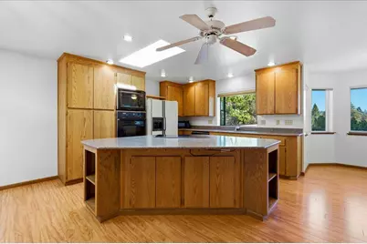 18514 Lake Forest Drive, Penn Valley, CA 95946 - Photo 22
