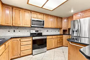 205 Alpine Pl, Woodland, CA 95695 - Photo 12