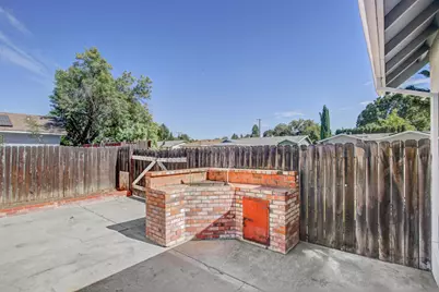 205 Alpine Place, Woodland, CA 95695 - Photo 32