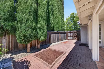 8410 Patmon Drive, Elk Grove, CA 95624 - Photo 22