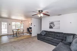 3204 Back Cir, Sacramento, CA 95821 - Photo 8