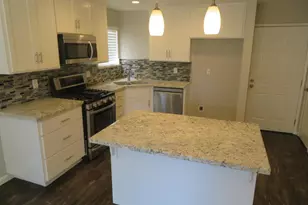 7401 Auburn Oaks Ct, Citrus Heights, CA 95621 - Photo 8